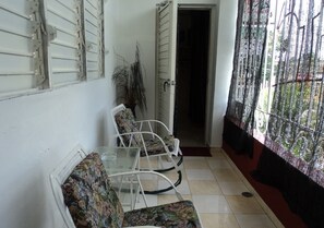 Chambre Triple Classique | Balcon