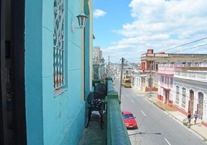 Vue sur la ville depuis l’hébergement