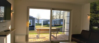 Holiday house with lake view