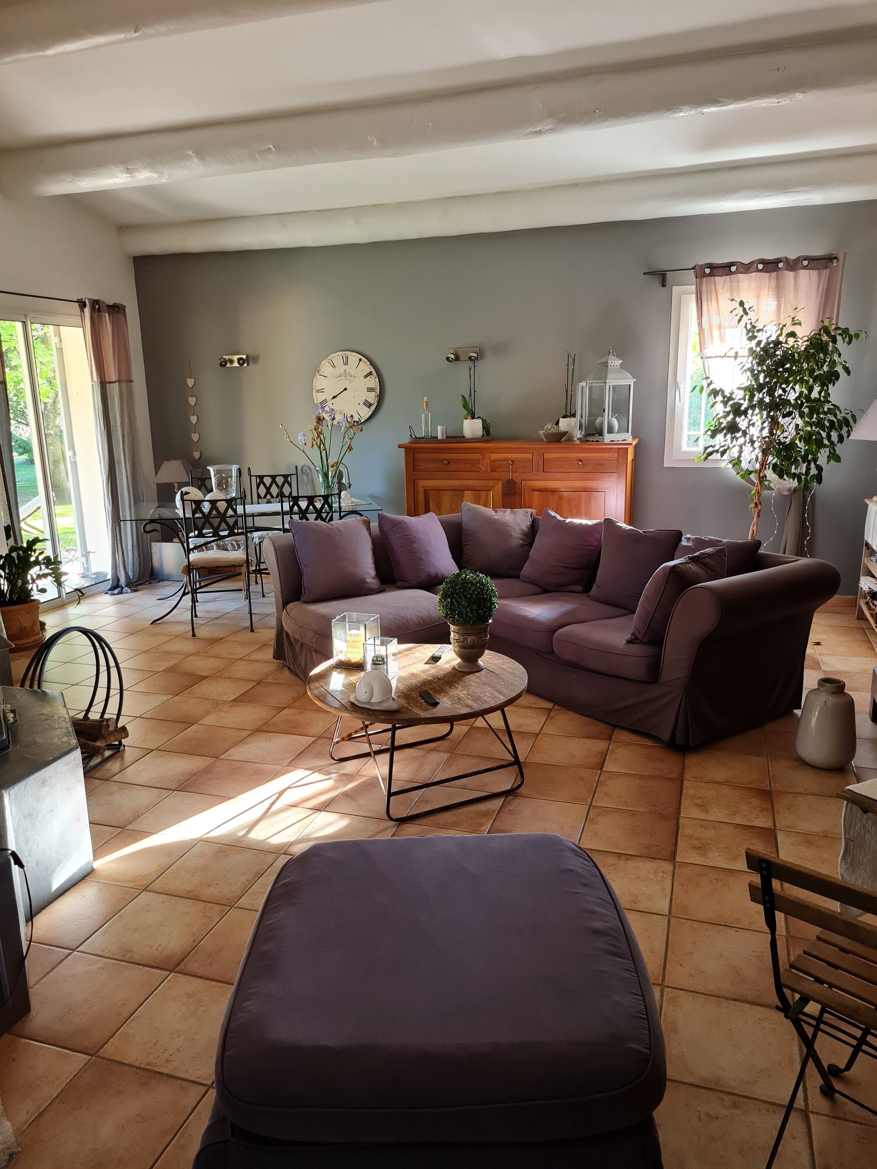 TV, fireplace, table tennis