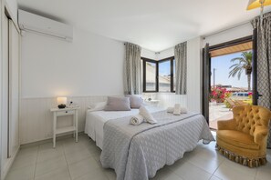 3 chambres, fer et planche à repasser, Wi-Fi gratuit, draps fournis