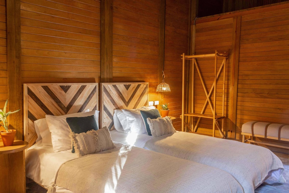 standard room (quad), private bathroom | free wifi