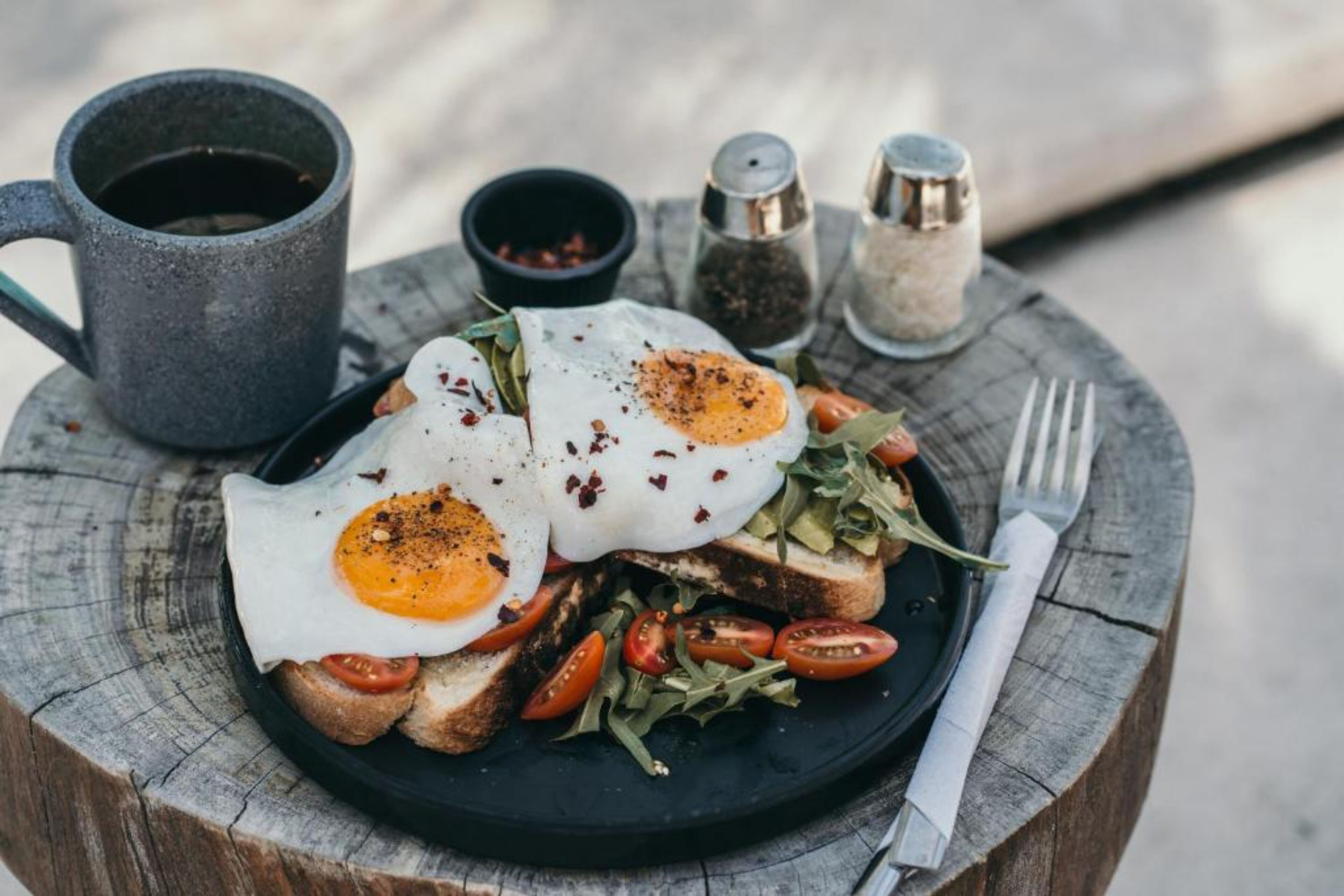 daily continental breakfast (usd 11 per person)