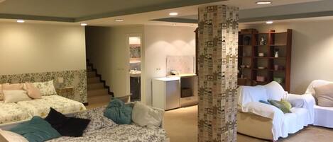 1 室のベッドルーム、WiFi