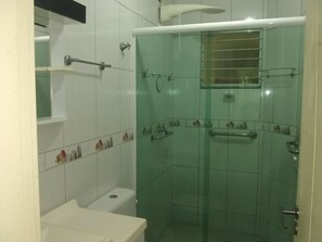 Hair dryer, towels
