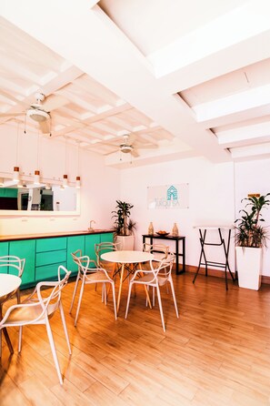 Flat-screen TV - Hotel Casa Turquesa (Flores)