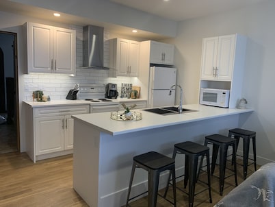 Rare 1 bedroom suite on The Ridge with private hot tub