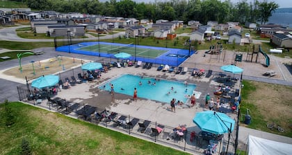 Bellmere Winds Golf Resort