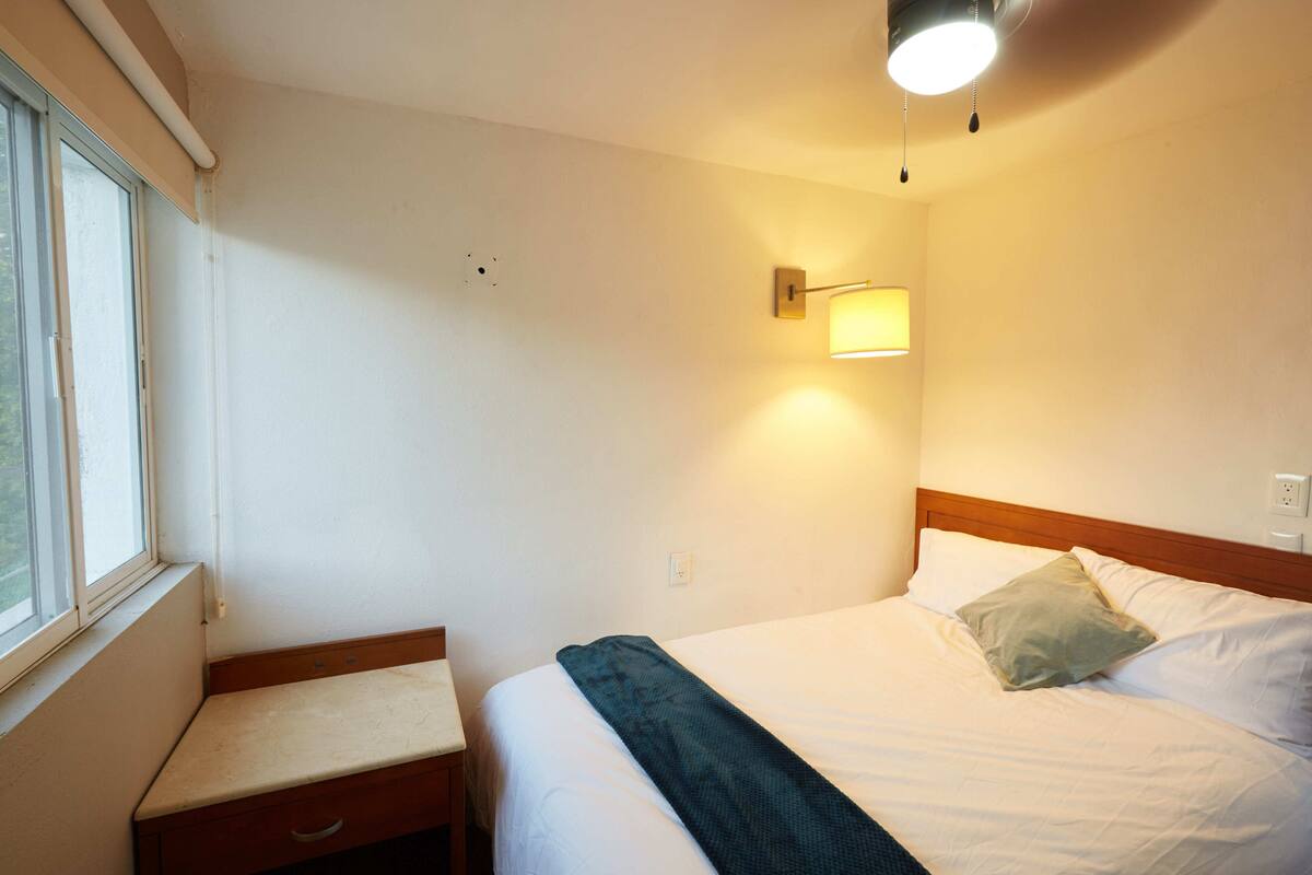Double Room (Room 1) | Desk, laptop workspace, iron/ironing board (on request), WiFi (free)