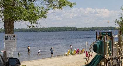 Great Blue Resorts - McCreary's Beach
