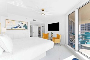 3 bedrooms, desk, iron/ironing board, free WiFi