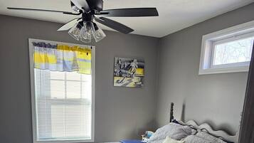 2 bedrooms, free WiFi, bed sheets