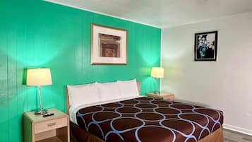 Habitación individual económica | Escritorio, espacio para trabajar con laptop y wifi gratis