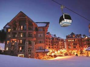 Exterior - Christmas Break on the Slopes (Truckee)