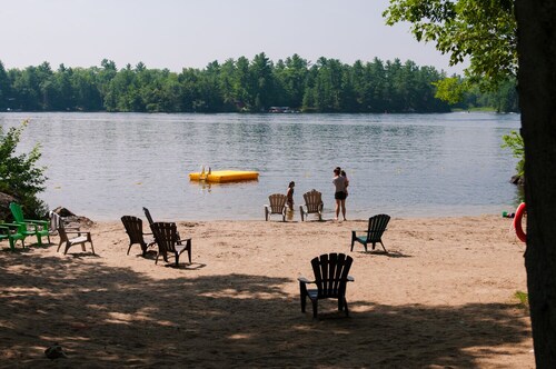 Great Blue Resorts - Lantern Bay Resort