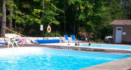Great Blue Resorts - Lantern Bay Resort