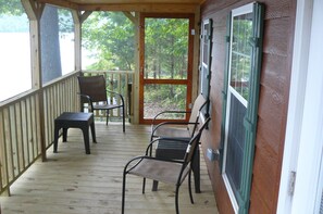 Porch - Lake Guntersville State Park RRM Cabins (Guntersville)