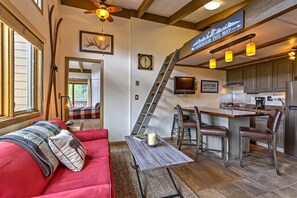 TV, DVD player, stereo - Walk to Village: Condo w/ Resort Perks in Keystone (Keystone)