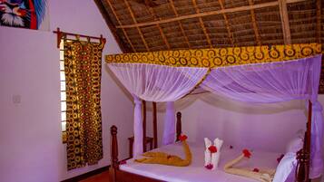 Deluxe Room | Desk, free WiFi, bed sheets