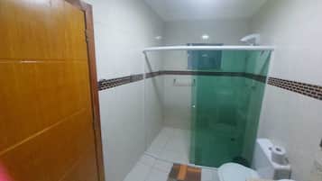 Family Room | Bathroom