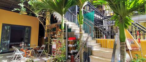 Restauration extérieure