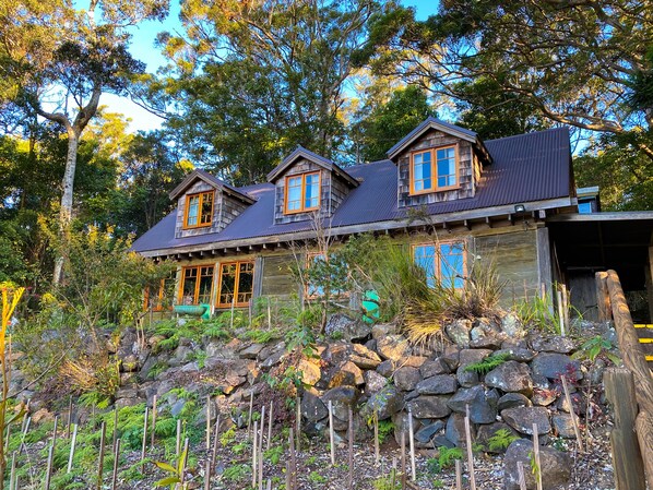 ด้านหน้าที่พัก