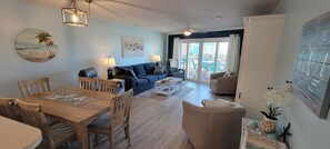 Smart TV, DVD player