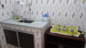 Shower, soap - Apartment in front of the beach Vl. Caiçara (Vila Caiçara)