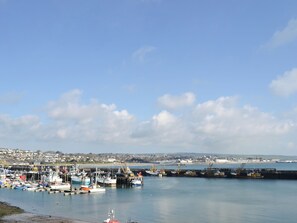 Marina - 3 bedroom accommodation in Buryas Bridge, near Penzance (Buryas Bridge, near Penzance)