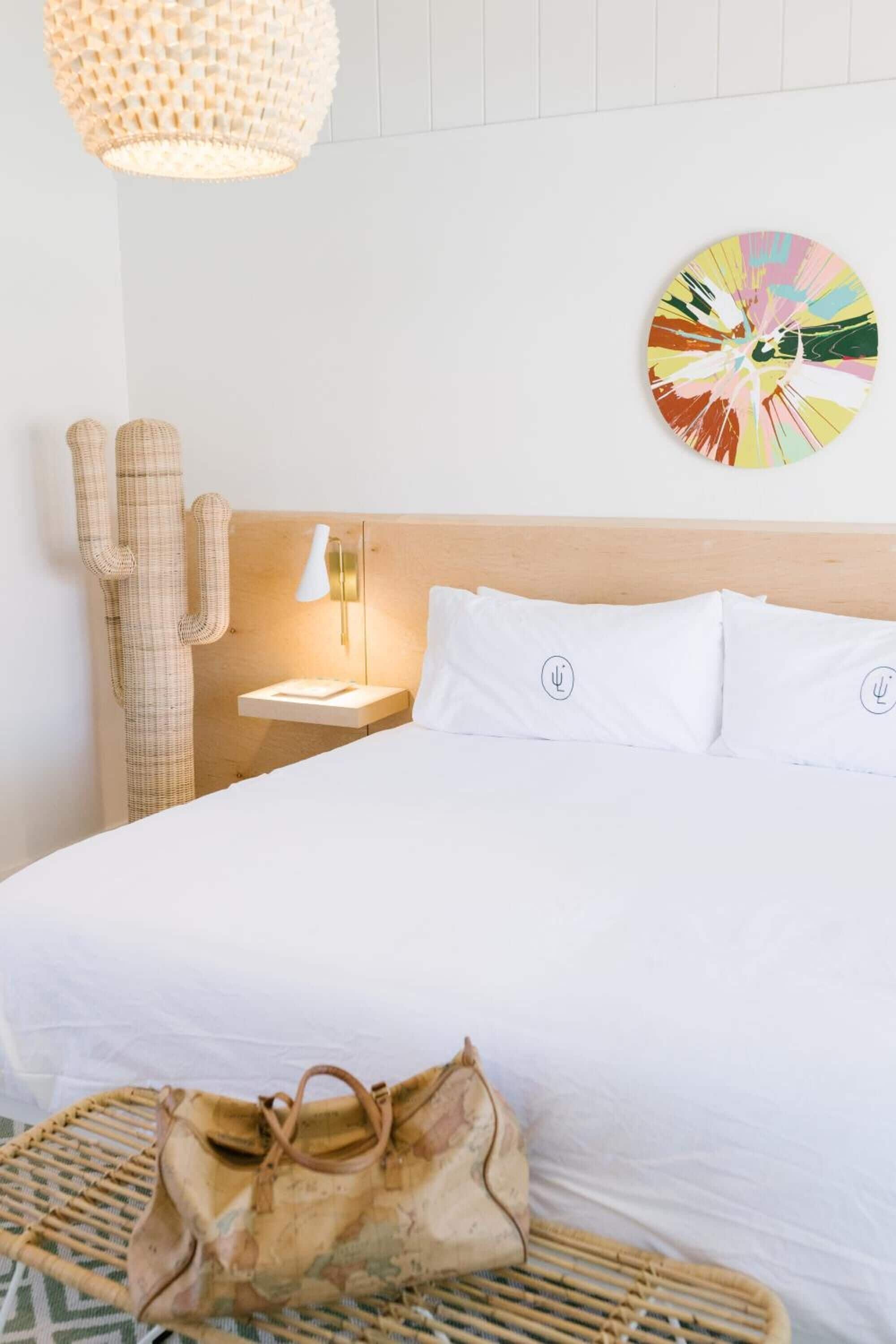 iron/ironing board, bed sheets