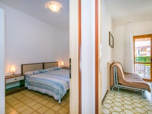 2 Schlafzimmer, Reisekinderbett, kostenloses WLAN, Bettwäsche