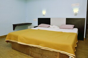 4 bedrooms, WiFi - Cherai Blue Lagoons Villa, Natural pool,Pond,Lake side, Outdoor sports area (ERANAKULAM)