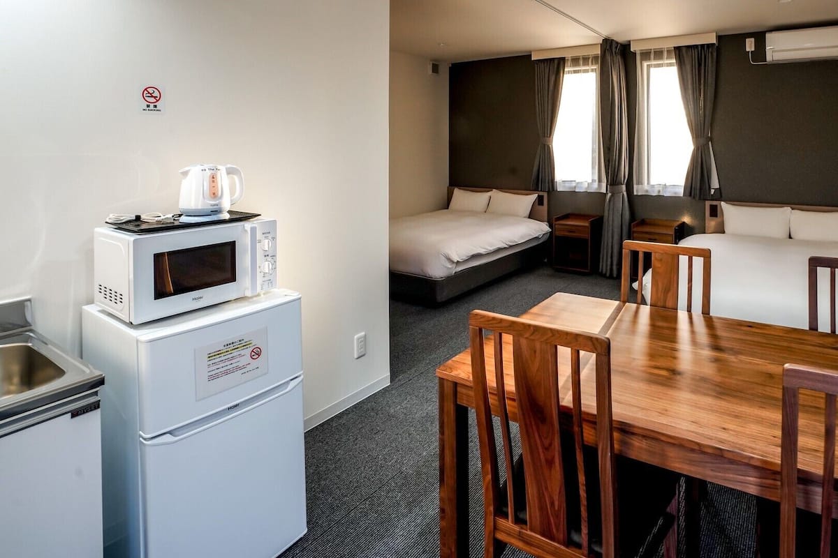 Coffres-forts dans les chambres, Wi-Fi gratuit, draps fournis
