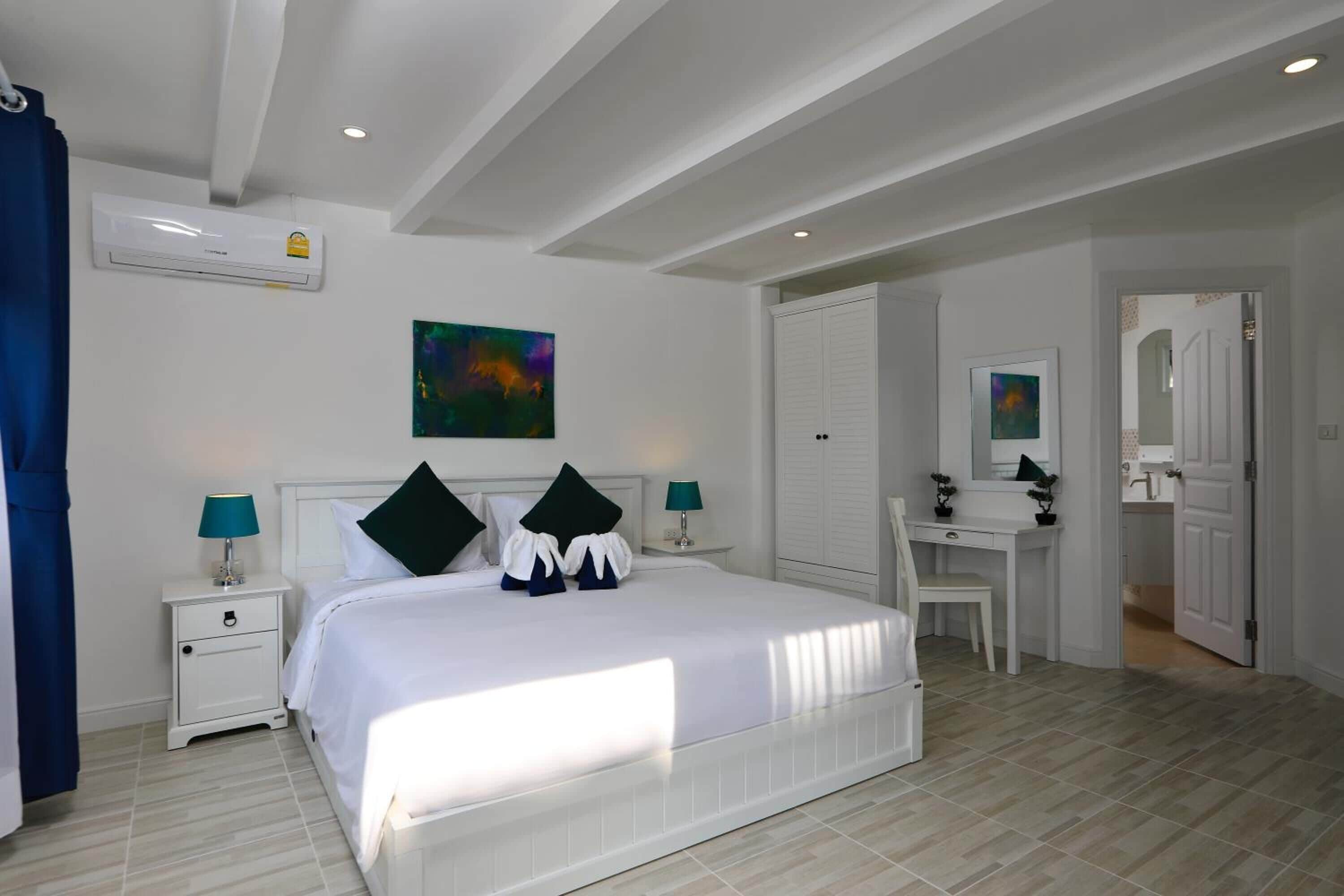 Photo - Kata White Villas
