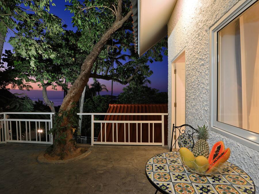 Deluxe Room Sea View | Balcony view