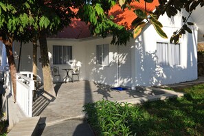 Exterior - Kata White Villas (Karon)