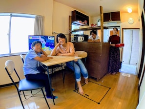 Max Occupancy 5 People, Non Smoking | Private kitchen