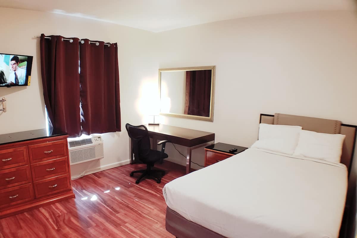 Blackout drapes, free WiFi, bed sheets, wheelchair access