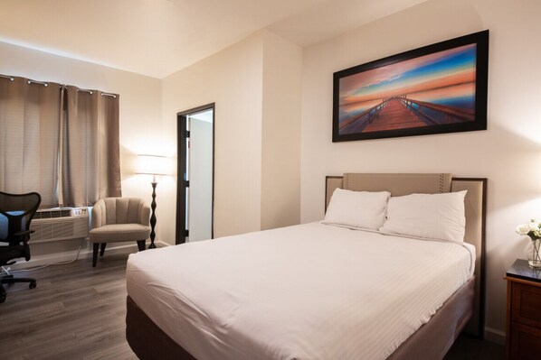 Superior Room, 1 Double Bed, Non Smoking, Private Bathroom (1) | Blackout drapes, free WiFi, bed sheets, wheelchair access