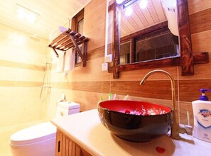 Exclusive Double Room | Bathroom