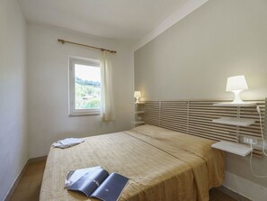 2 Schlafzimmer, Reisekinderbett, kostenloses WLAN