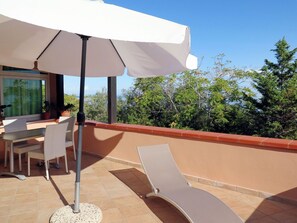Outdoor dining - Nice apartment for 2 people with WIFI, TV and terrace (Portoferraio)