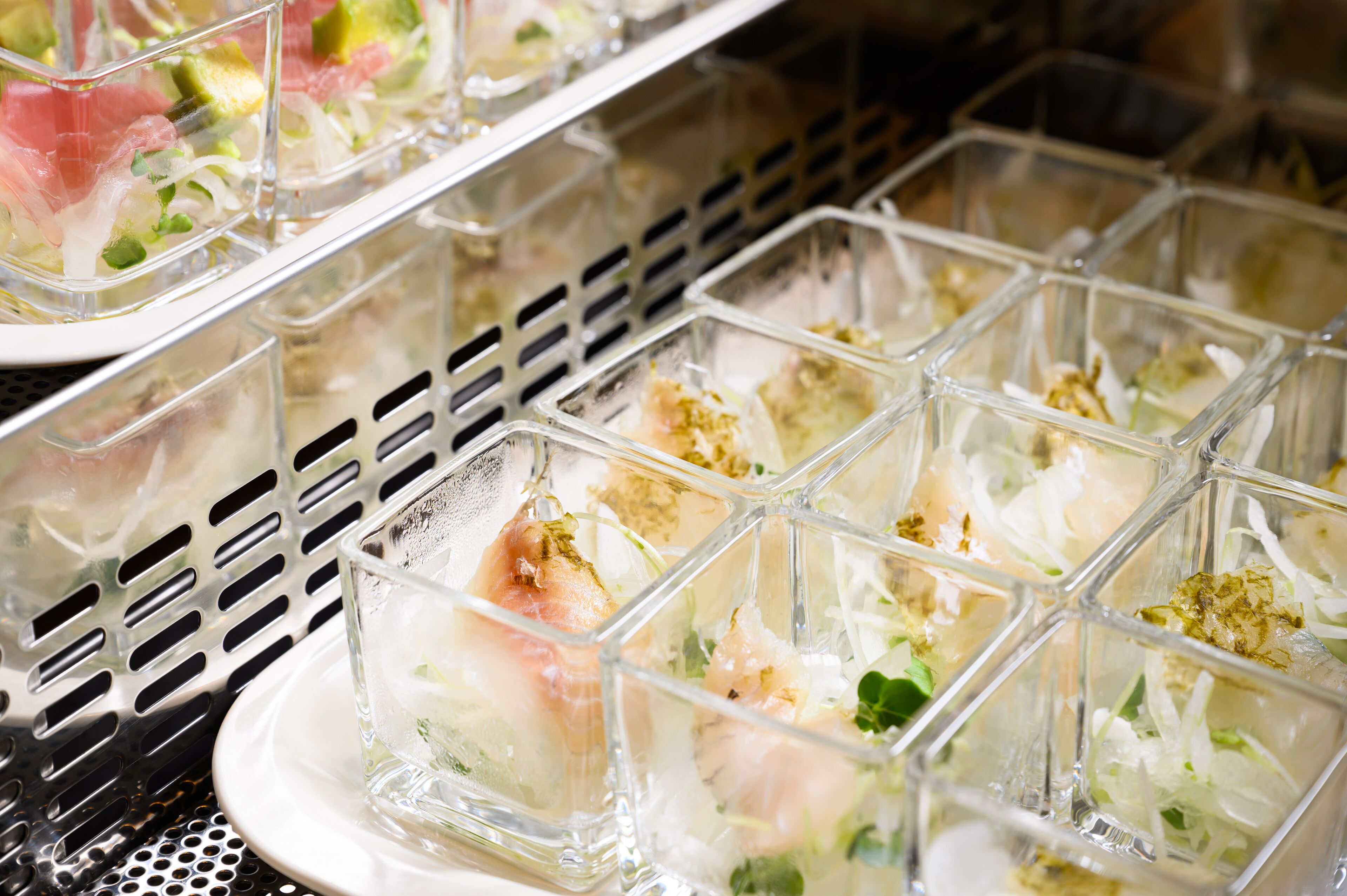 daily buffet breakfast (jpy 2500 per person)