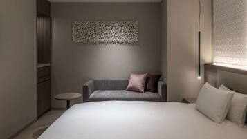 Edredons de pluma, cortinas blackout, Wi-Fi de cortesia, roupa de cama