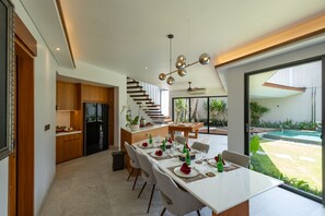 Grand-Villa, 3 Schlafzimmer, eigener Pool, Poolblick | Eigene Küche | Mikrowelle, Wasserkocher mit Kaffee-/Teezubehör, Wasserkocher