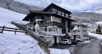 Agréable appartement pour 6 personnes avec WIFI, TV et balcon