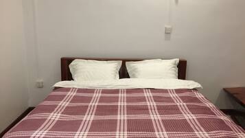 Superior Double Room | Desk, soundproofing, free WiFi