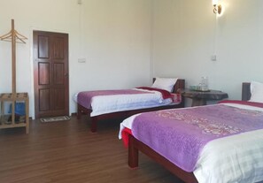 Deluxe Twin Room - The Lodge Ngwe Taung (Demoso)
