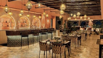 Bar (in der Unterkunft)