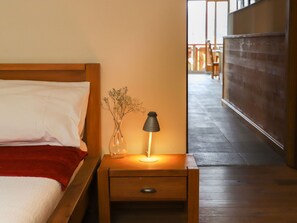 3 bedrooms, travel cot, free WiFi